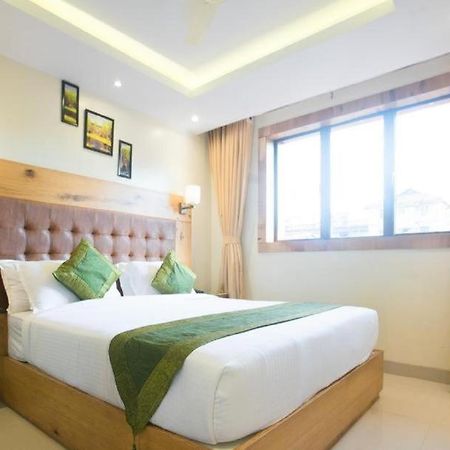 Hotel Square Stay New Delhi Eksteriør billede