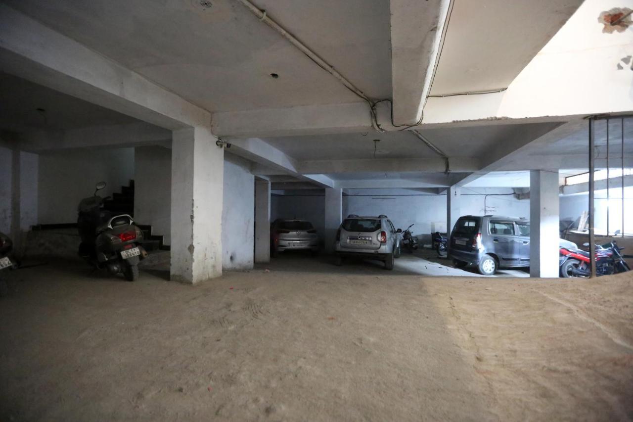 Hotel Square Stay New Delhi Eksteriør billede